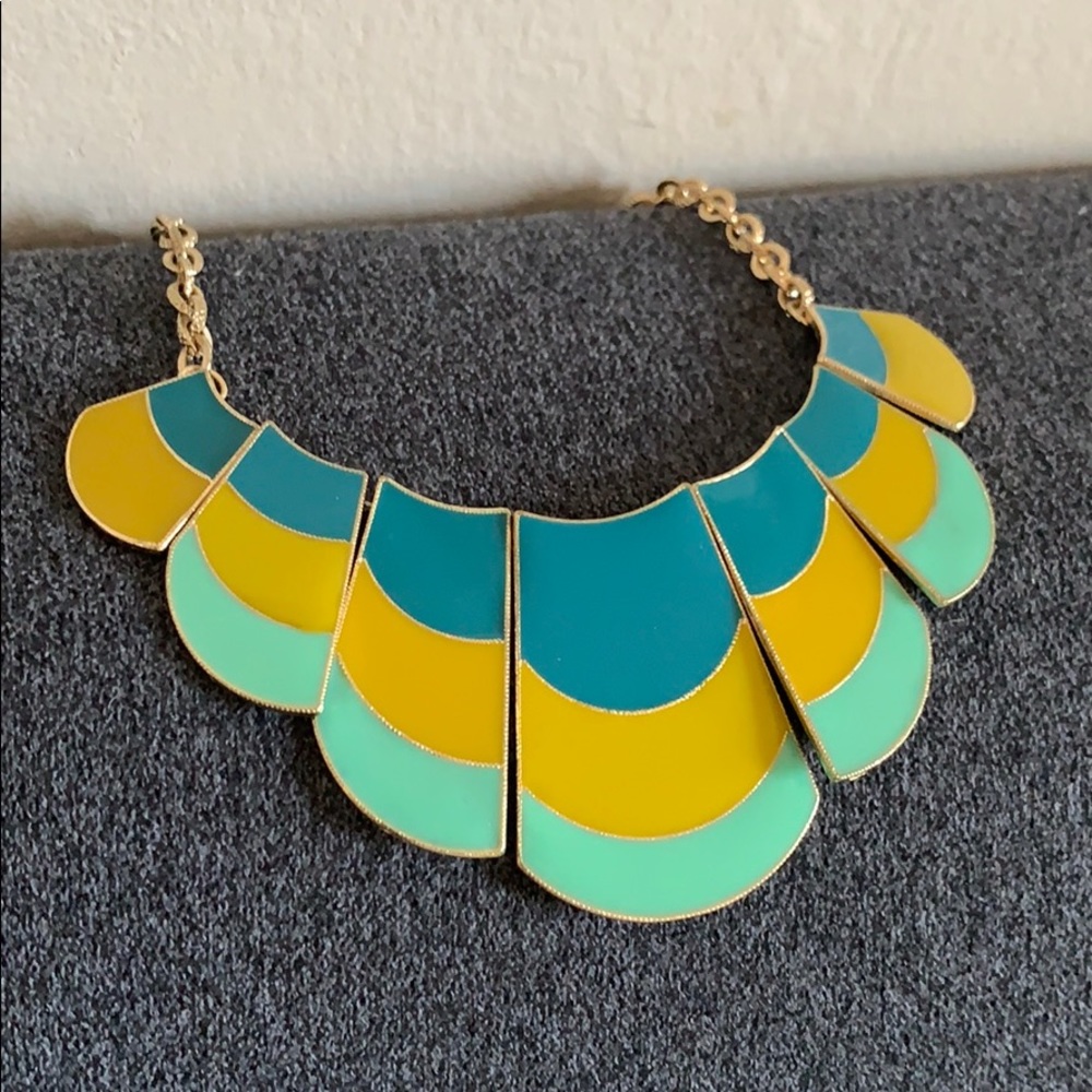 5/$25 Brand new statement necklace